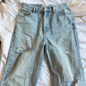 Women’s ripped pacsun jeans
